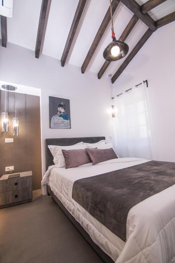Ialemos Group Apartamento Simi Exterior foto