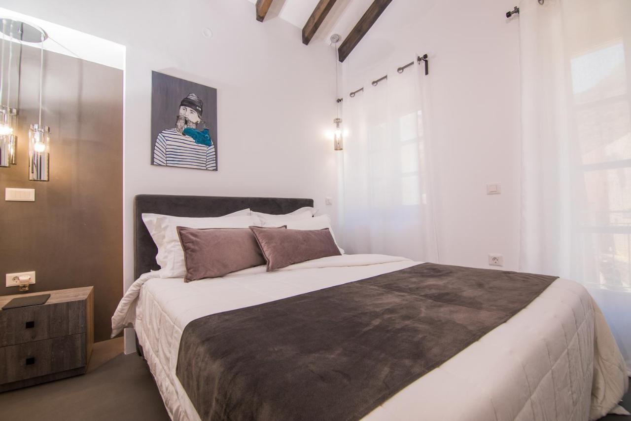 Ialemos Group Apartamento Simi Exterior foto