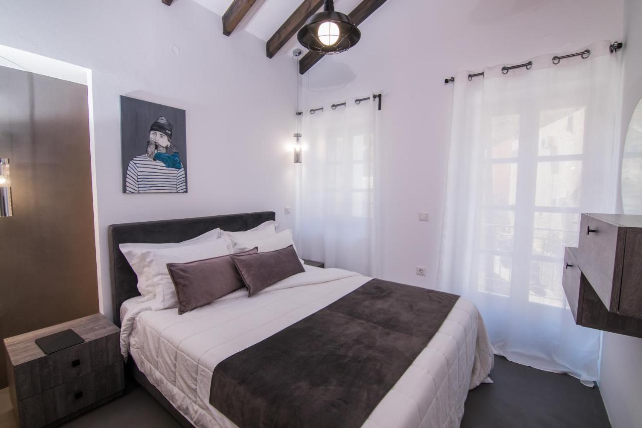 Ialemos Group Apartamento Simi Exterior foto